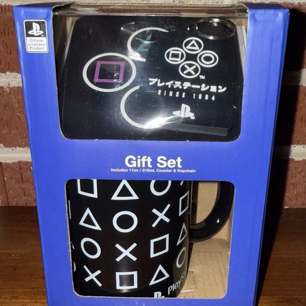 New PlayStation Gift Set Included 11oz mug, Coaster & Keychain